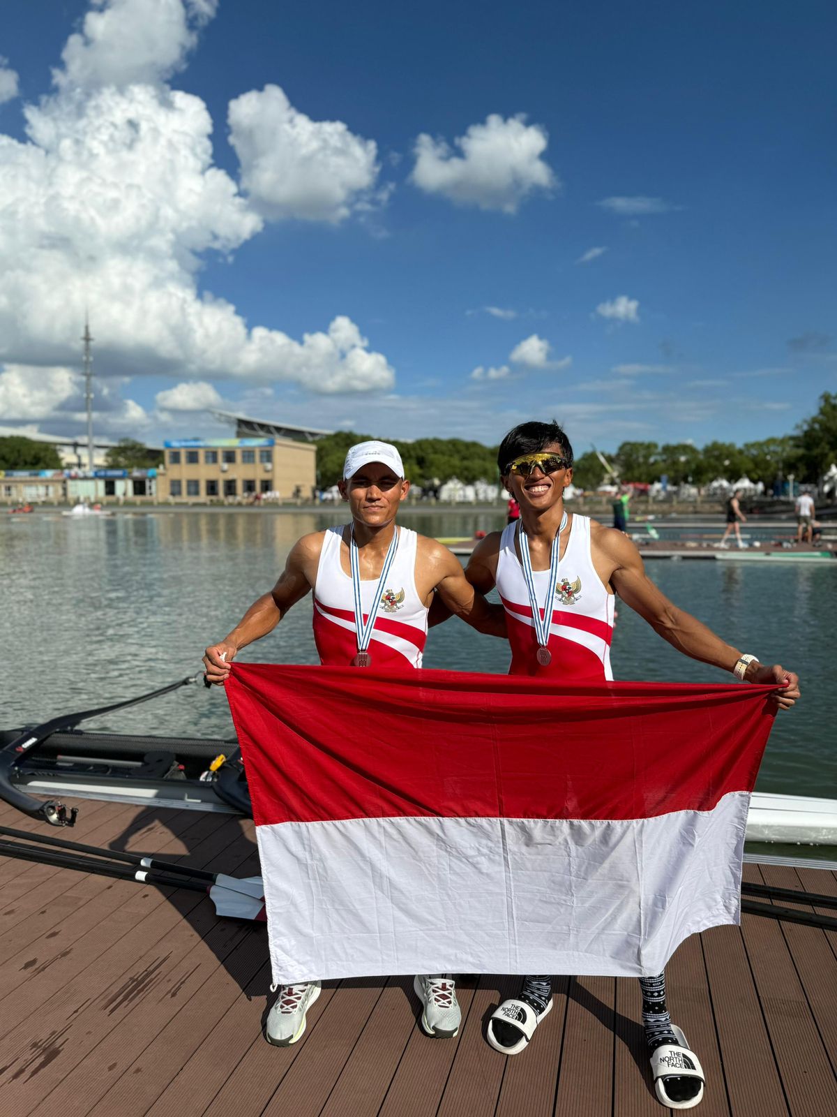 KOLINLAMIL UKIR SEJARAH, PRAJURIT RAIH PERAK DI KEJUARAAN DUNIA ROWING 2025 SHANGHAI