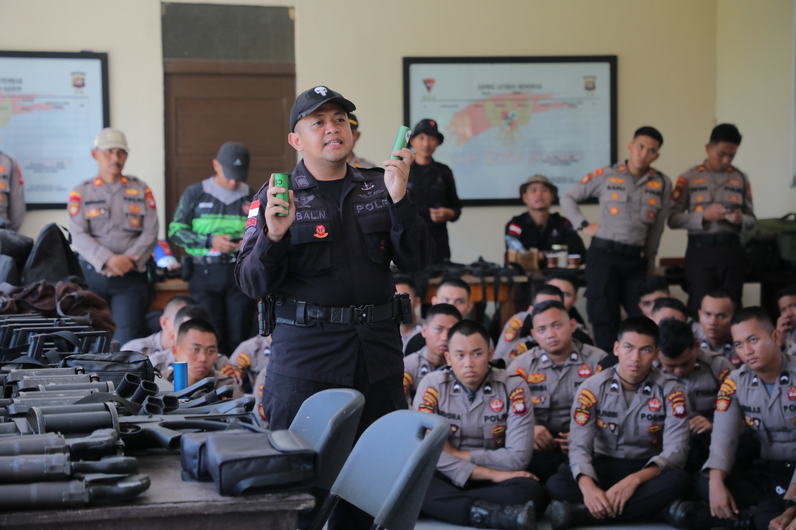 Satbrimob Polda Kalbar perintahkan jajarannya untuk melaksanakan kegiatan latihan mengantisipasi kesalahan prosedur pada saat bertindak dilapangan